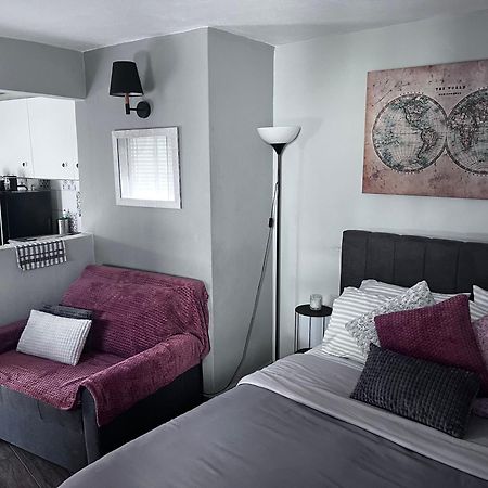 Cozy Studio Apartment In The Heart Of Athens Exterior photo