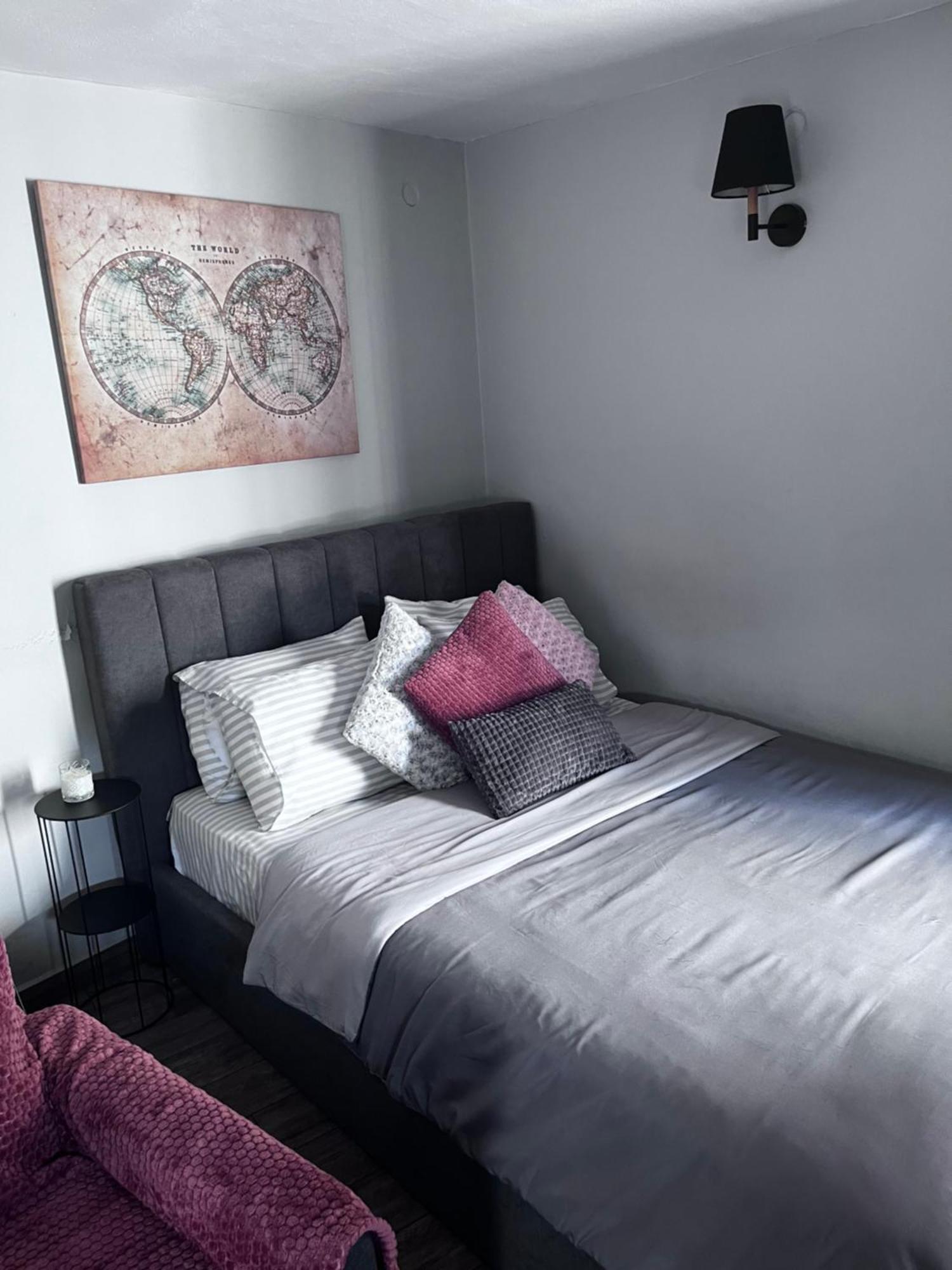 Cozy Studio Apartment In The Heart Of Athens Exterior photo